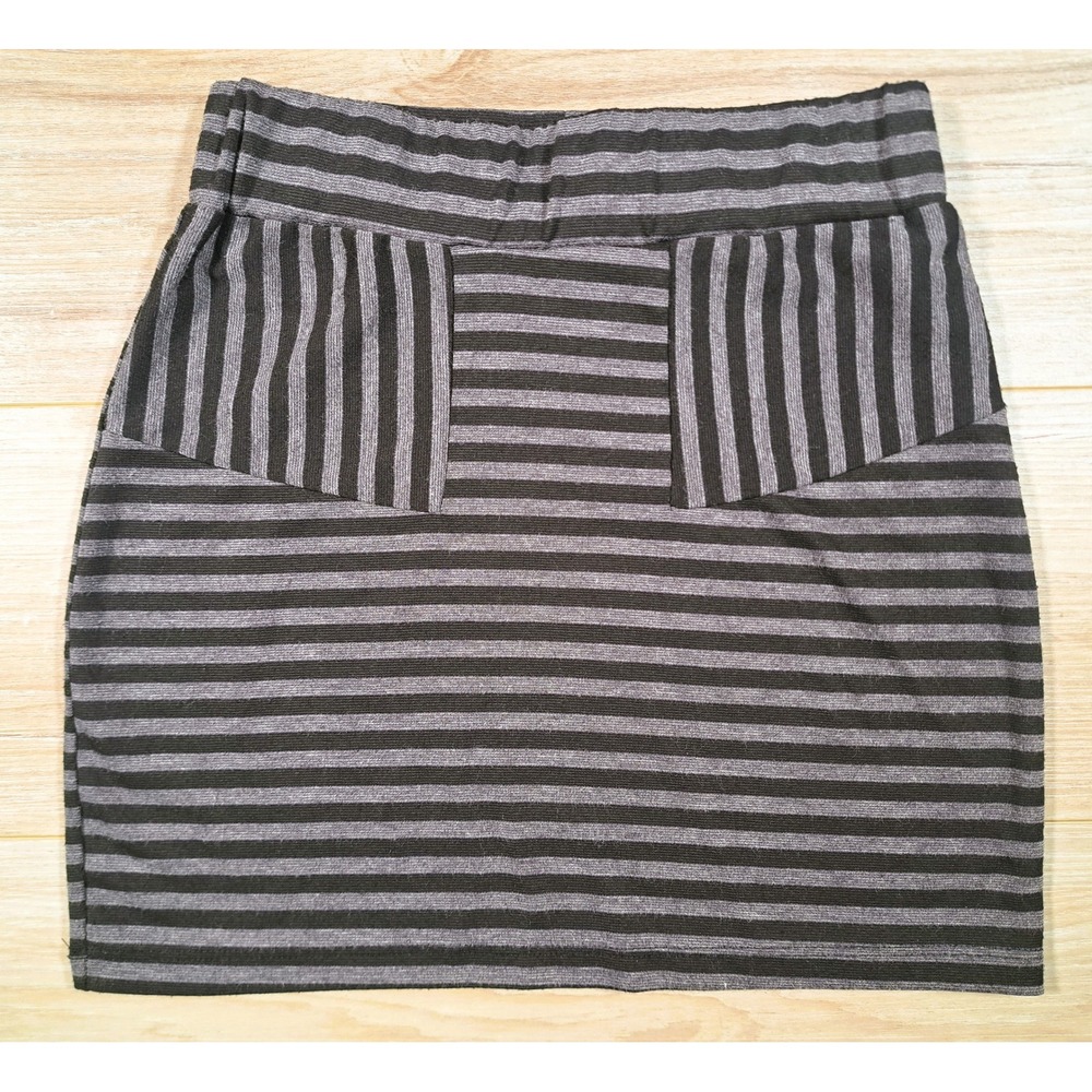 Crimson & Clover Y2K Black Grey Striped Mini Skirt Elastic Waist Bodycon‎ Small